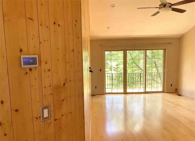 Photo - 45903 Dutton Ave