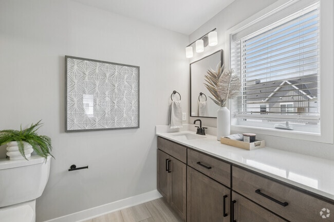3BR, 2BA - 1,450SF - Primary Bathroom
