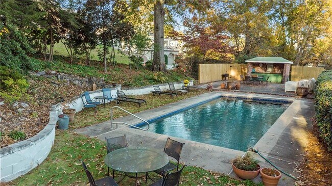 Photo - 4 Ansley Dr NE