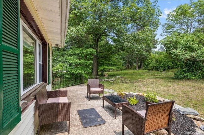 Photo - 450 Rye Hill Rd
