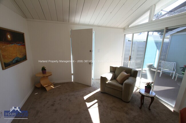 Photo - 6250-6264.5-62645 Stanley Ave