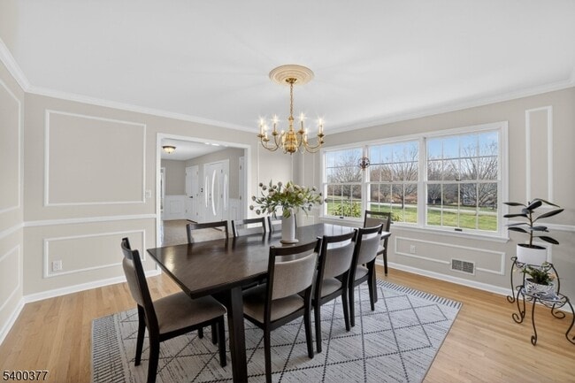 Photo - 7 Sun Valley Way