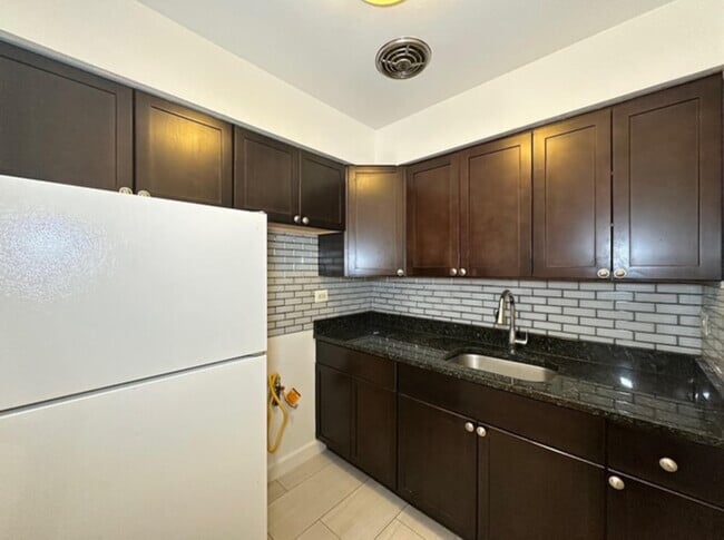 Photo - 1360 W Touhy Ave Unit STUDIO