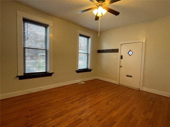 Photo - 4344 Connecticut St