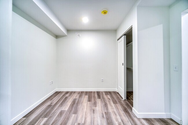 Photo - 5415-5415 Cogswell St Unit 305