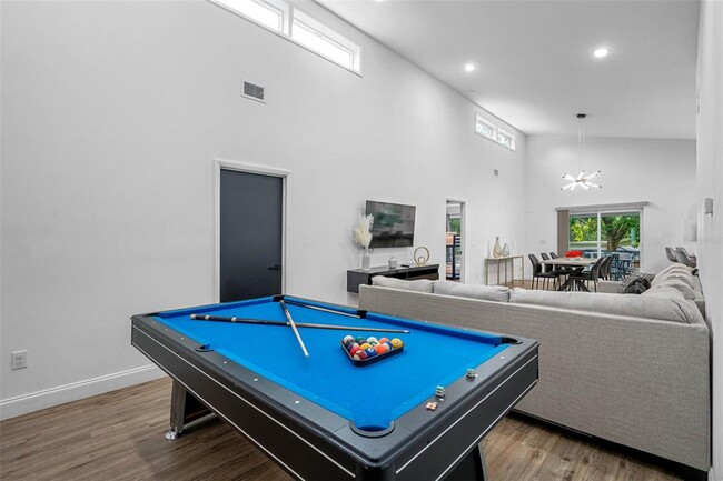 Photo - 3717 E Clifton St