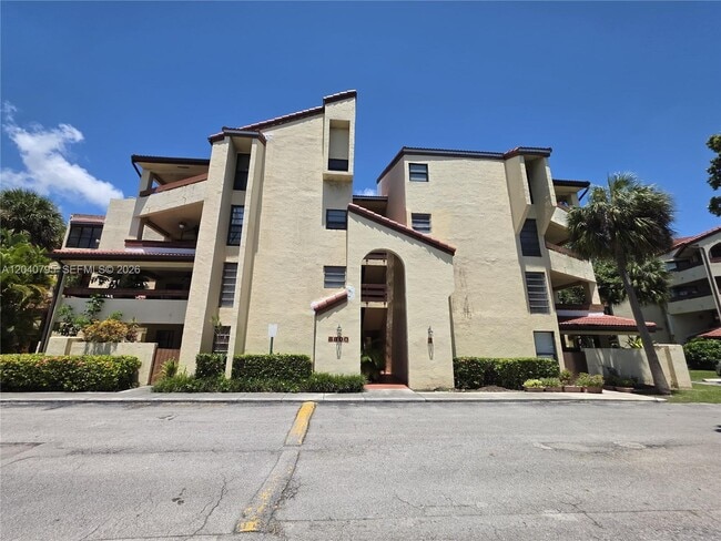 Photo - 8800 SW 123rd Ct Unidad J105
