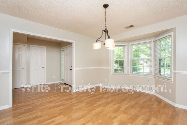 Photo - 3209 Silver Pond Ct