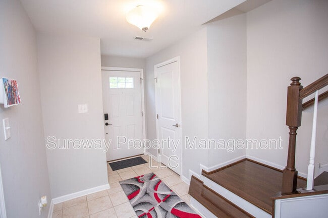 Photo - 172 Fela Dr