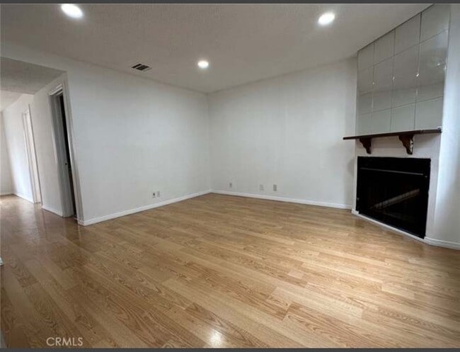 Building Photo - 1716 S 6th St Unit 5 Rental
