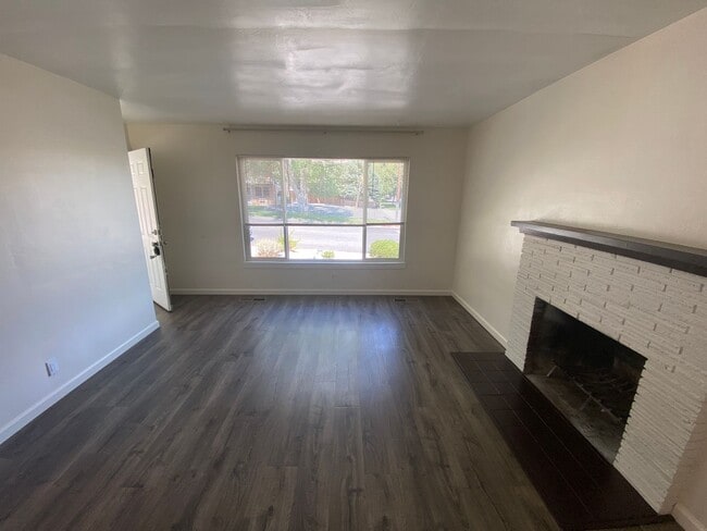 Photo - 400-404 LaRue Ave. Unit 400