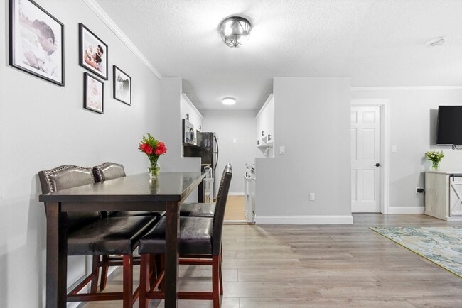 61 Wright St Unit 102
