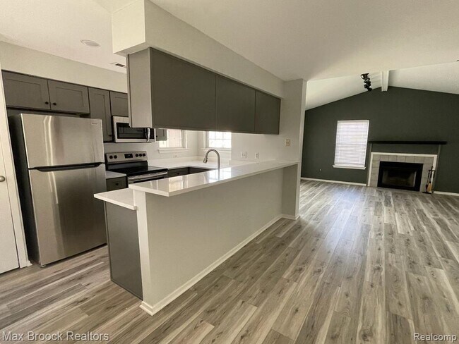 Photo - 6635 Bellows Ct