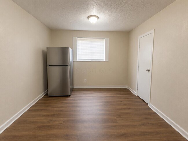 Photo - 940 Ferndale Pl Unit B