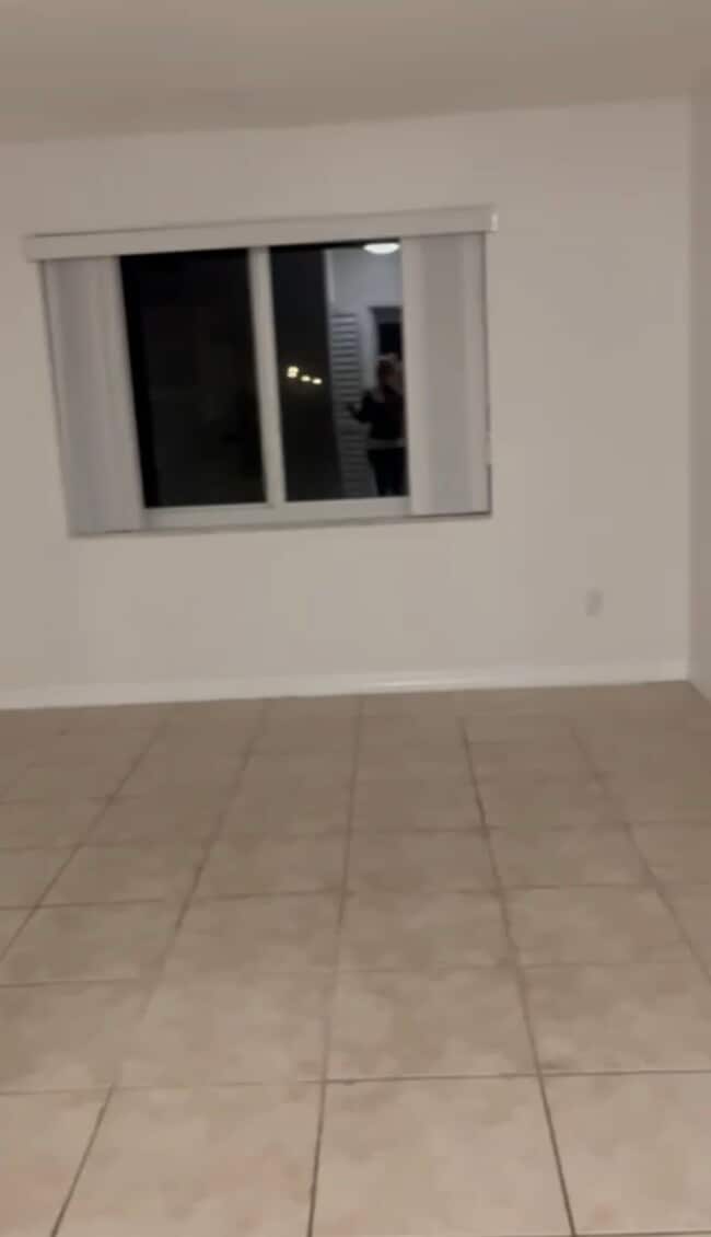 Photo - 7701 Camino Real Unidad A-404