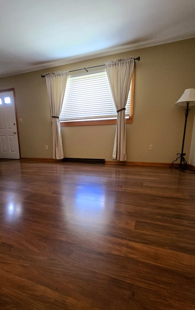 Living room - 2902 Raspberry St Unidad Apartment