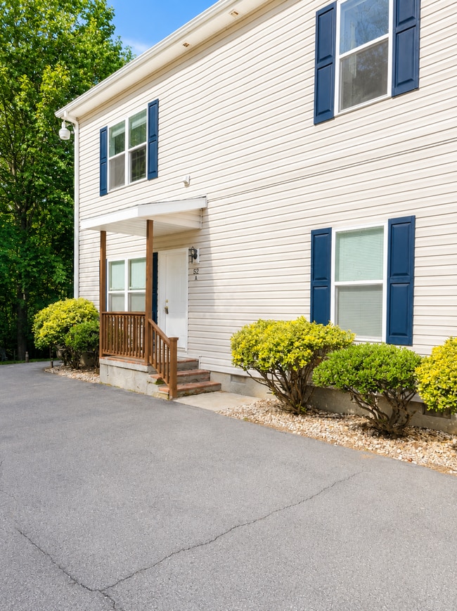 Building Photo - 50 Smith Lake Rd Unit 52 A