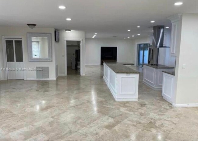 Photo - 4051 N 50th Ave