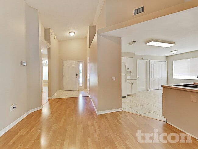 Photo - 308 Sonoma Dr