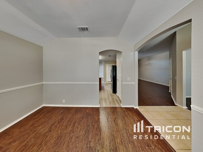 Photo - 317 Welch Dr