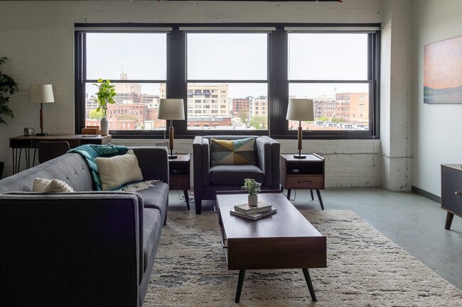Ventanas grandes - Lofts at the Mac