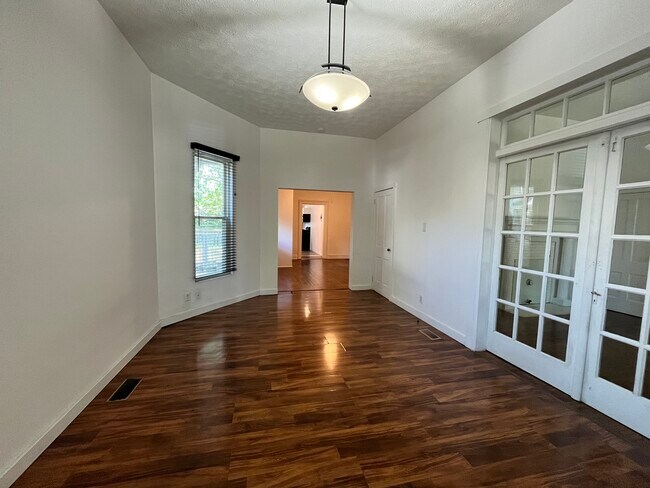 foyer/living room