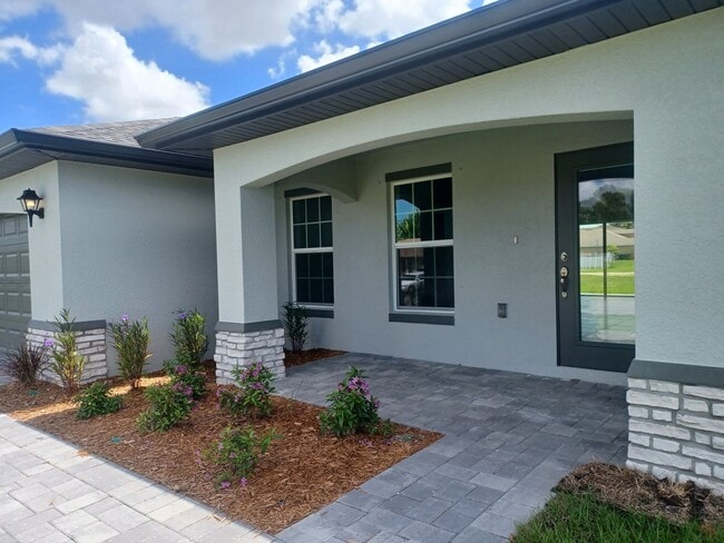 Photo - 417 SW 26th Ave