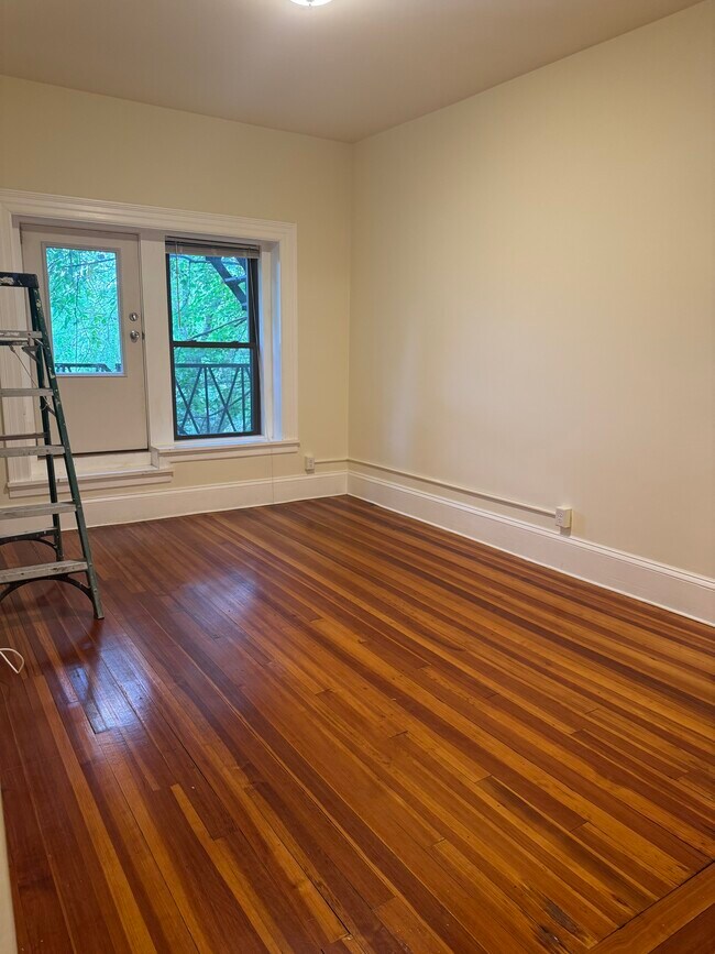 Photo - 1471 Beacon St Unidad 3