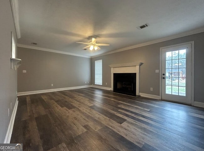 Photo - 8 Westhaven Dr NW