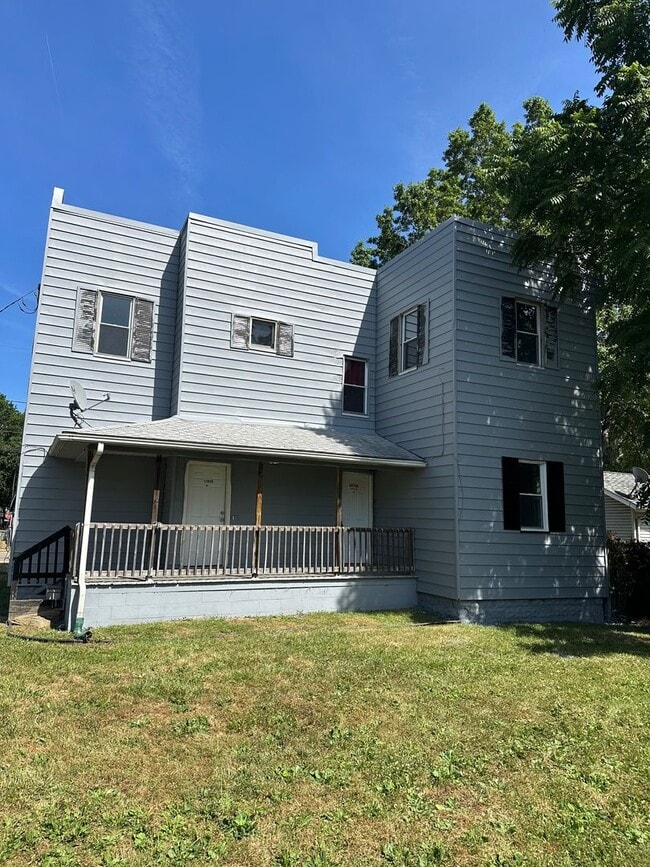 Building Photo - 1102 Allendale Ave Unit 1 Down Rental