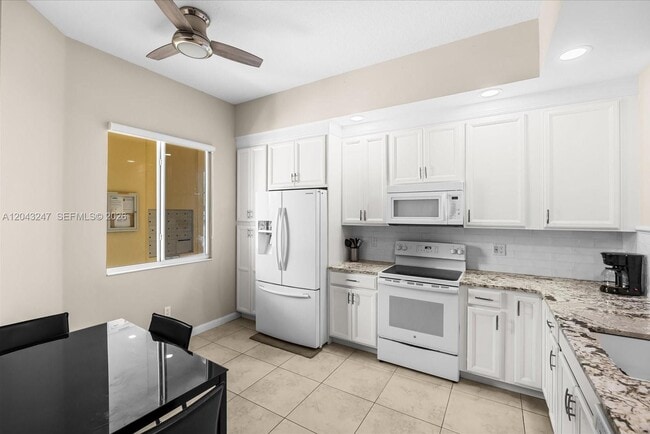 Photo - 38 Harbour Isle Dr E Unit 104