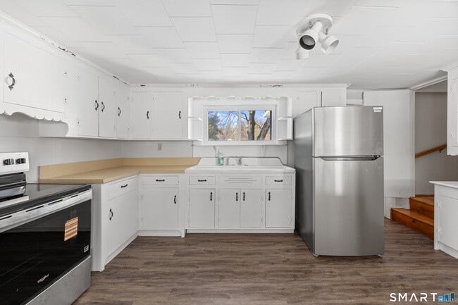 Photo - 353 Mt Sanford Rd