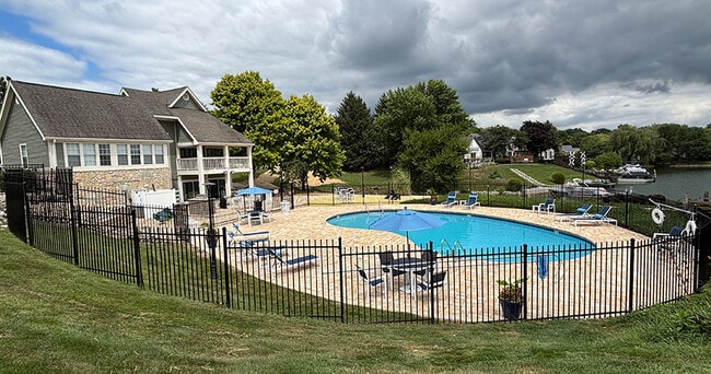 Photo - Loch Haven Apartments