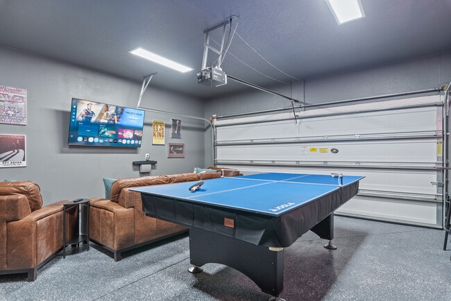 Photo - 191 Cornwall Dr