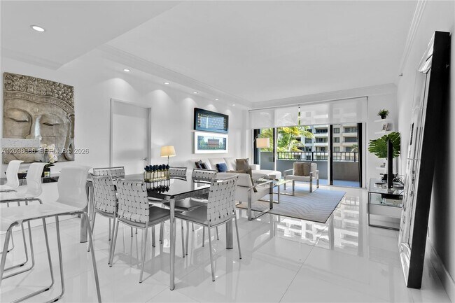 Photo - 251 Crandon Blvd Unit 322