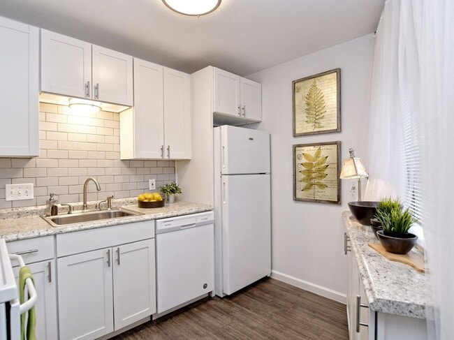 Photo - 1840 Burton Dr