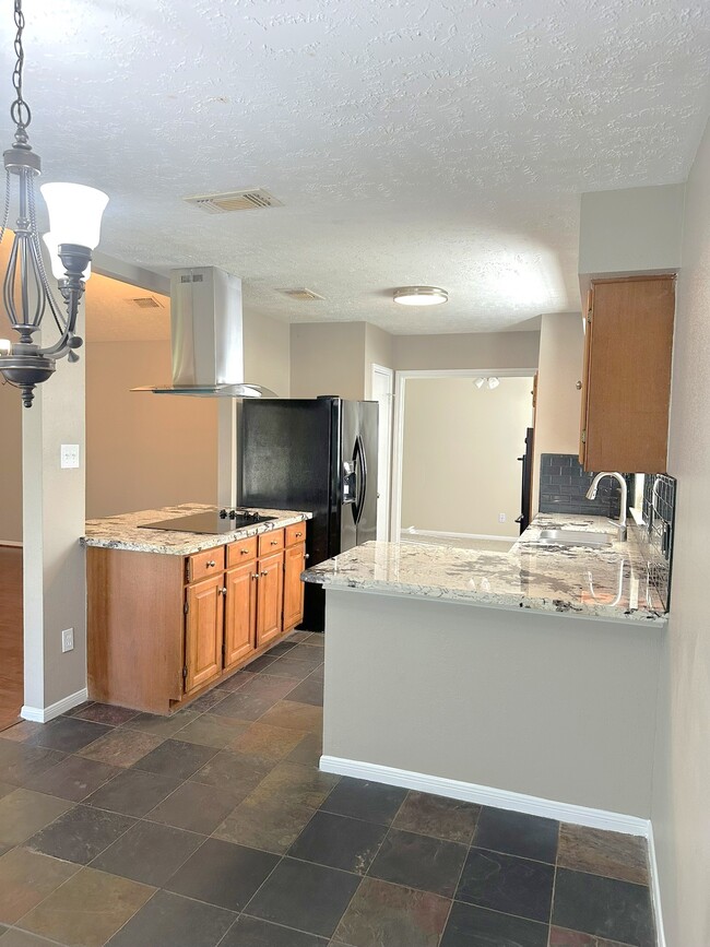 Photo - 21314 Highland Knolls Dr