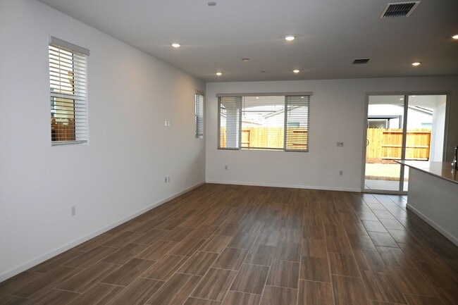 Photo - Resident Benefit Package Property