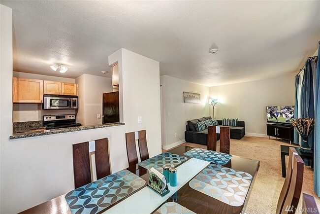 Photo - 15819 Leary Wy