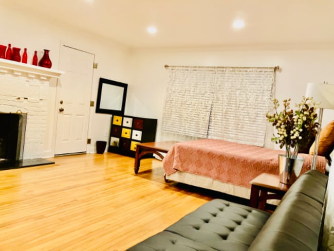 Photo - 1 Carlson Ct Unidad 1A