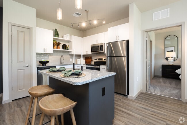 2BR, 2BA - 1,088SF - Kitchen