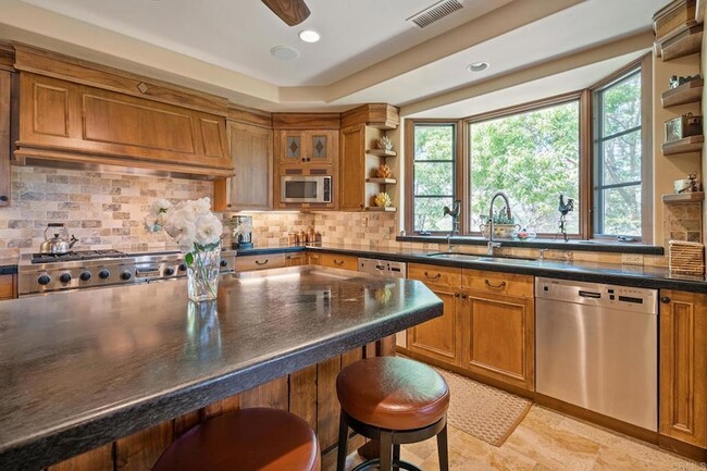 Photo - 7187 Via De Maya