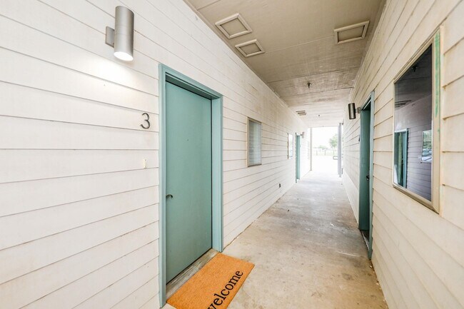 Photo - 1511 Don Camilo Blvd Unit 3