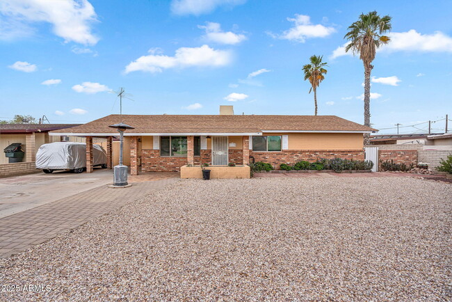 Photo - 1113 Walnut Dr House