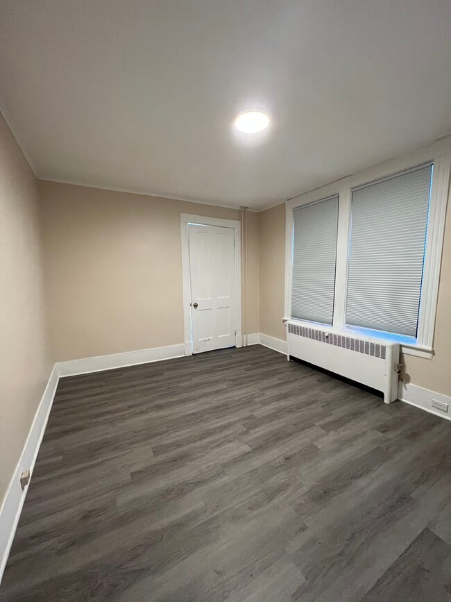 Photo - 466 NY-146 Unit 1B