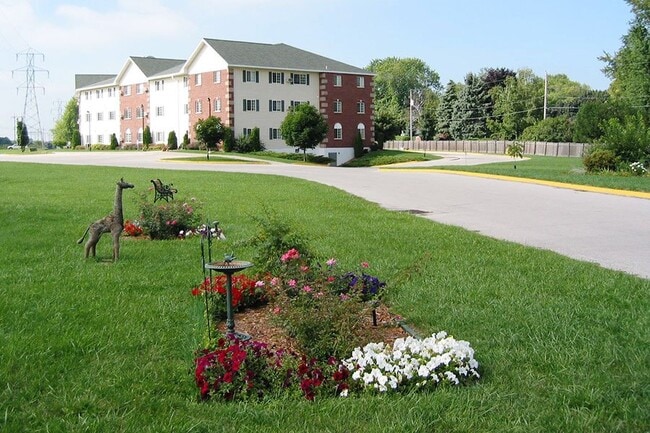 BAY MANOR APARTMENTS