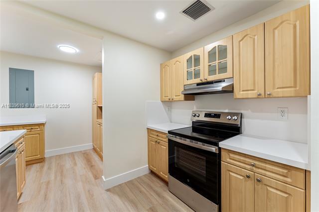 Photo - 6731 SW 48th St