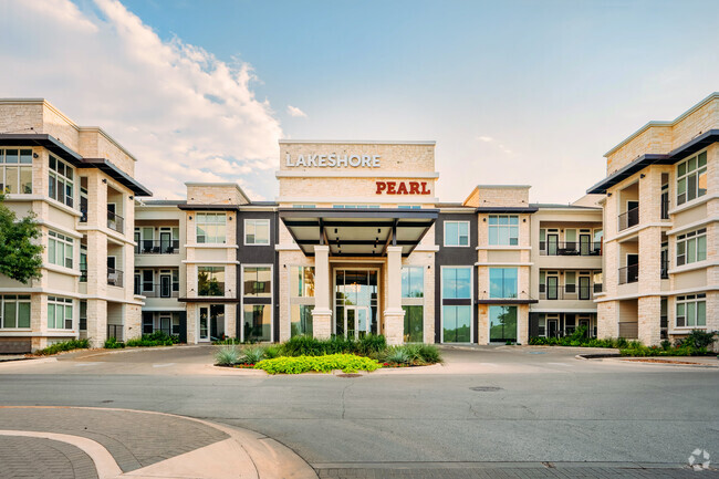 Building Photo - Lakeshore Pearl Rental