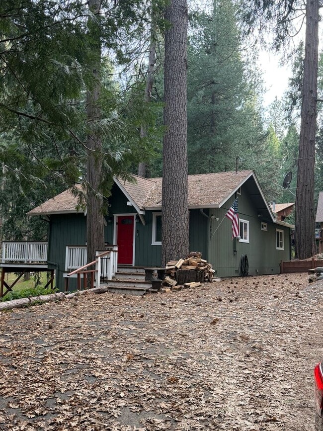 Building Photo - Pioneer Home