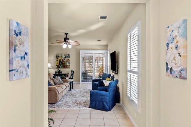 Photo - 122 Portsmouth Dr